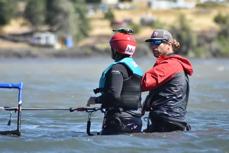 Hood River Kiteboarding Lessons | Kite the Gorge