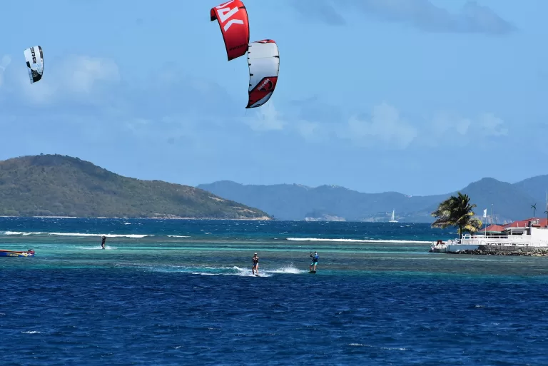 Randy flys into