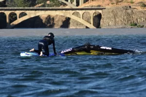 Beginner WingFoiling Lessons in The Gorge