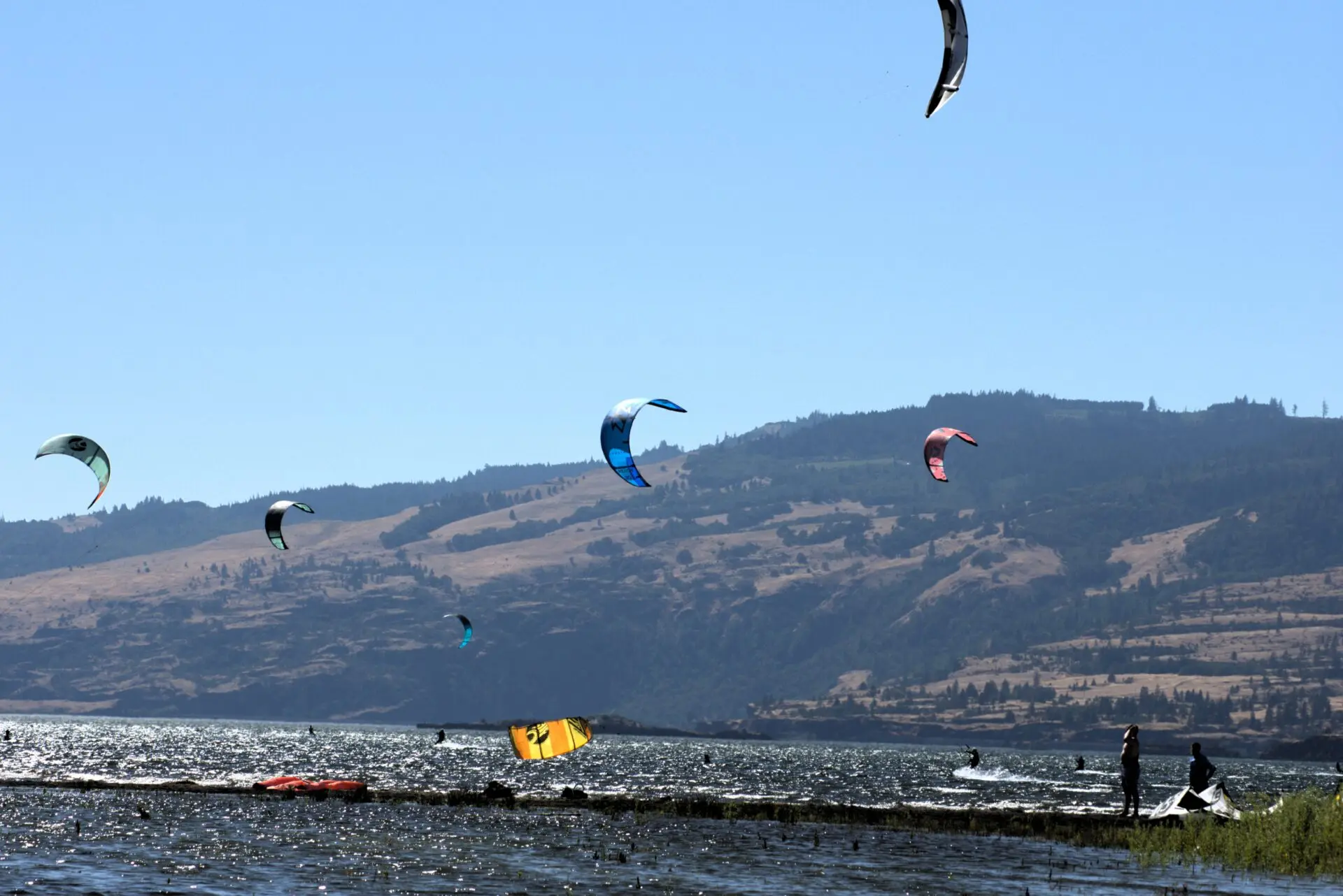 Kiteboarding the Gorge Lyle-WA 8 SAK Lyle Sand Bar