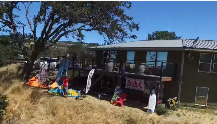 SA Kitesurf Adventures Lyle Washington Shop Front